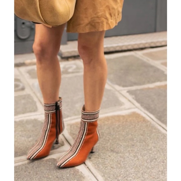 Anthropologie NEW Amambaih multi-colored Cognac boots fabric & leather Boho Chic - Picture 6 of 7